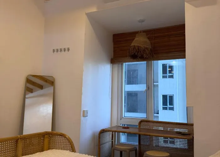 Aparthotel Boho Style Cozy Unit Along Edsa, 3mins Walk From Gma Mrt Kamuning