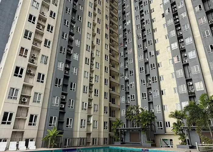 Boho Style Cozy Unit Along Edsa, 3mins Walk From Gma Mrt Kamuning Manila